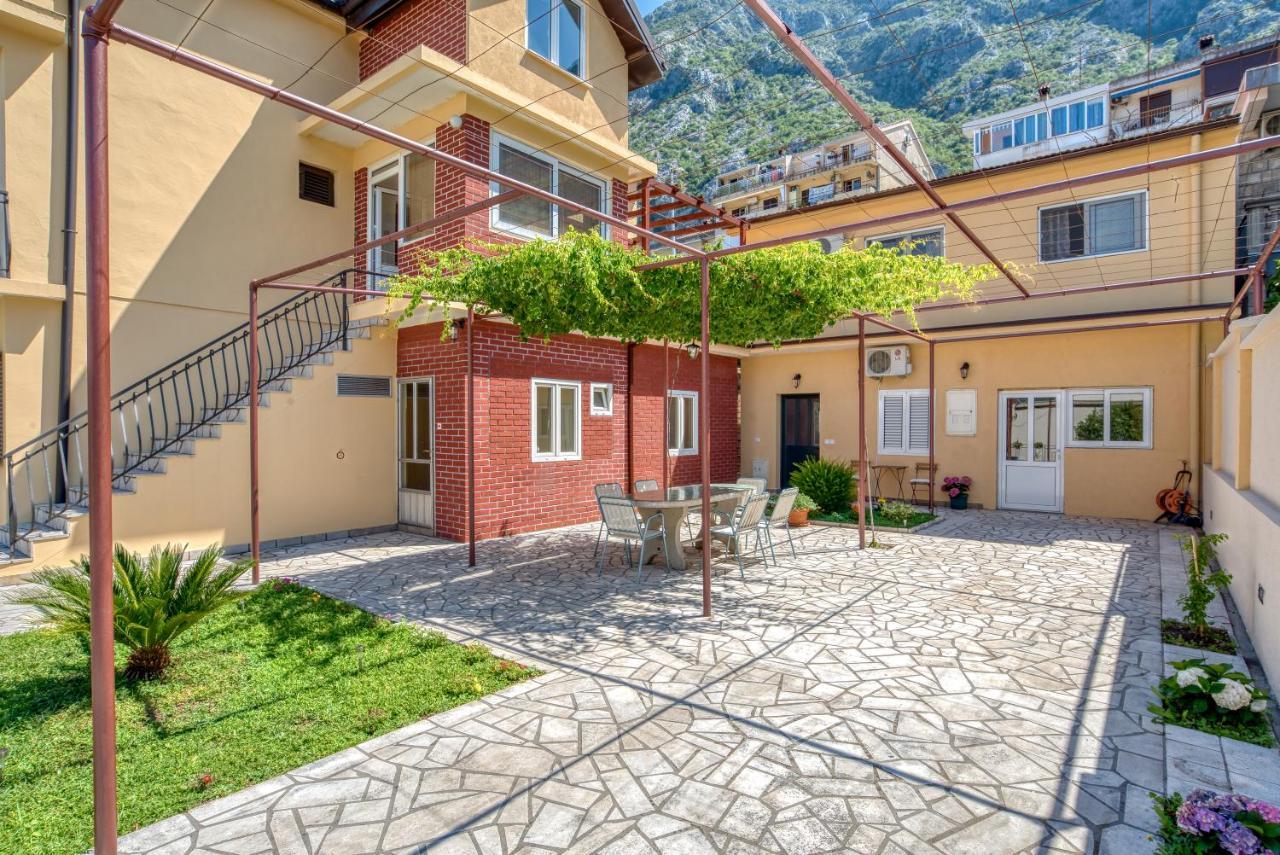 Boka Bay Paradise Apartments - Oasis Of Piece Kotor Eksteriør bilde